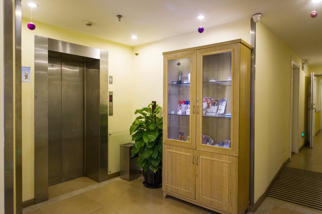 Home Inn Shanghai Century Park 외부 사진