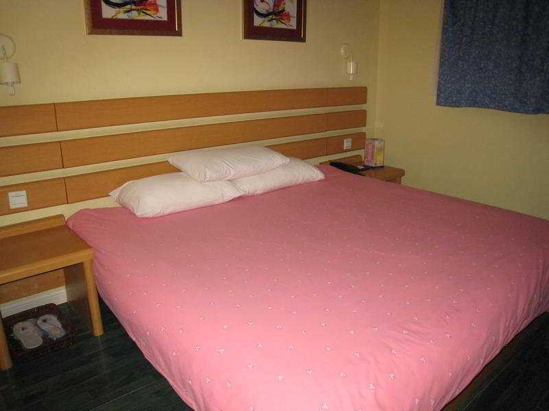 Home Inn Shanghai Century Park 외부 사진