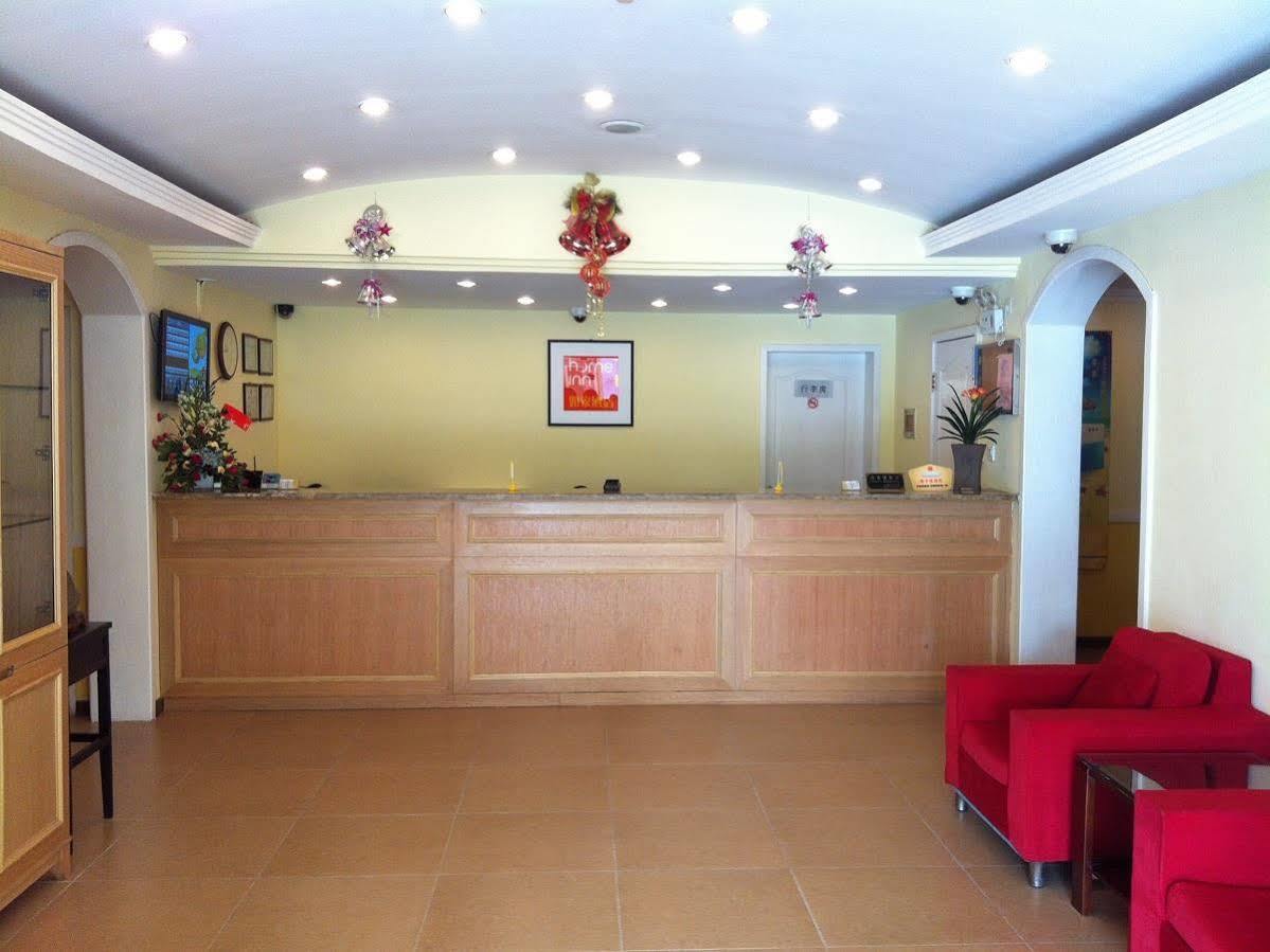 Home Inn Shanghai Century Park 외부 사진