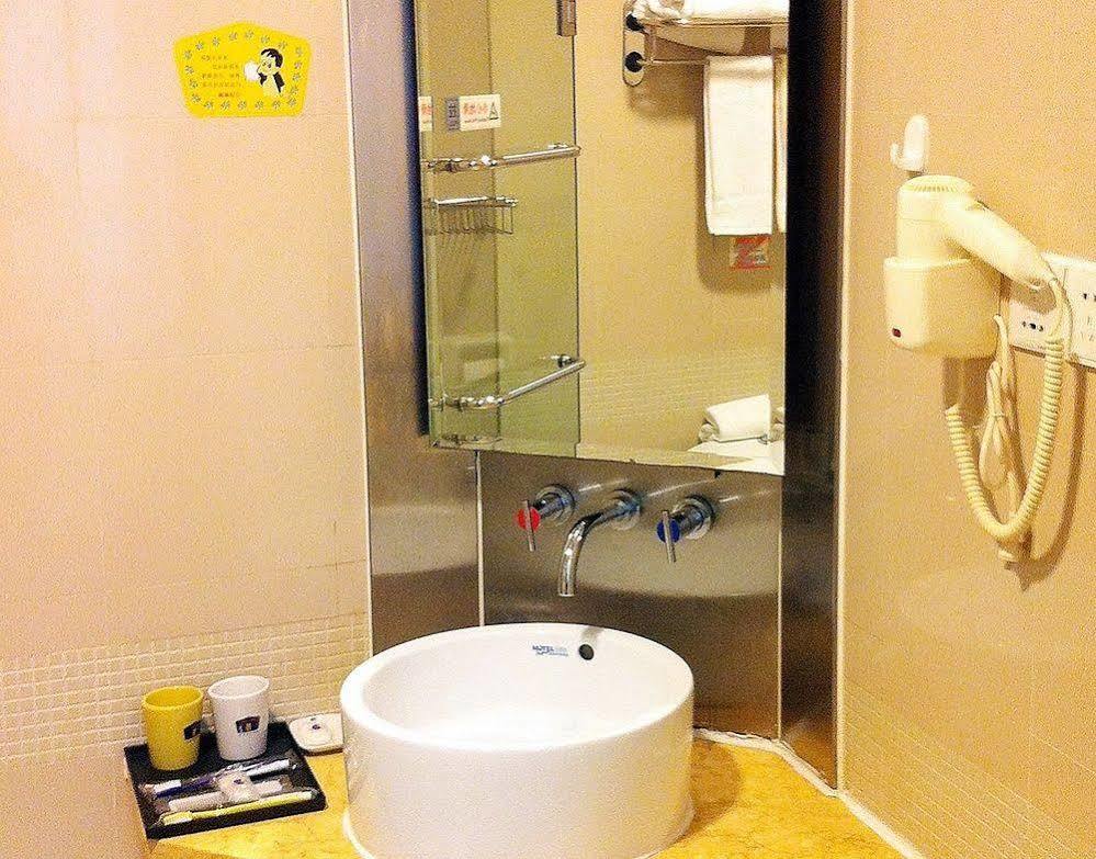 Home Inn Shanghai Century Park 외부 사진